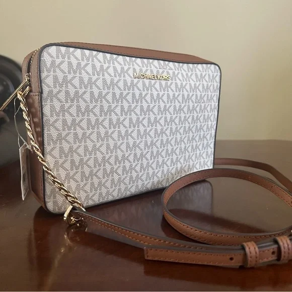 Michael Kors Jet Set Large East West Crossbody bag